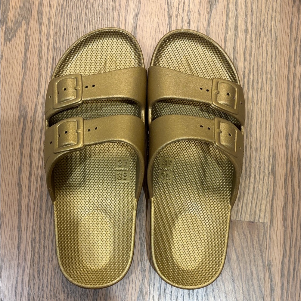 Freedom Moses Gold Slides
